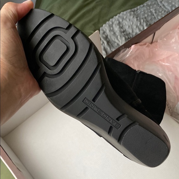 Bandolino - Aamori (Black Suede) Women's knee high boots - Picture 3 of 7